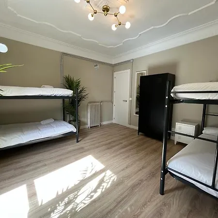 アパート Vtz El Balcon De Conde De Aranda Iii サラゴサ